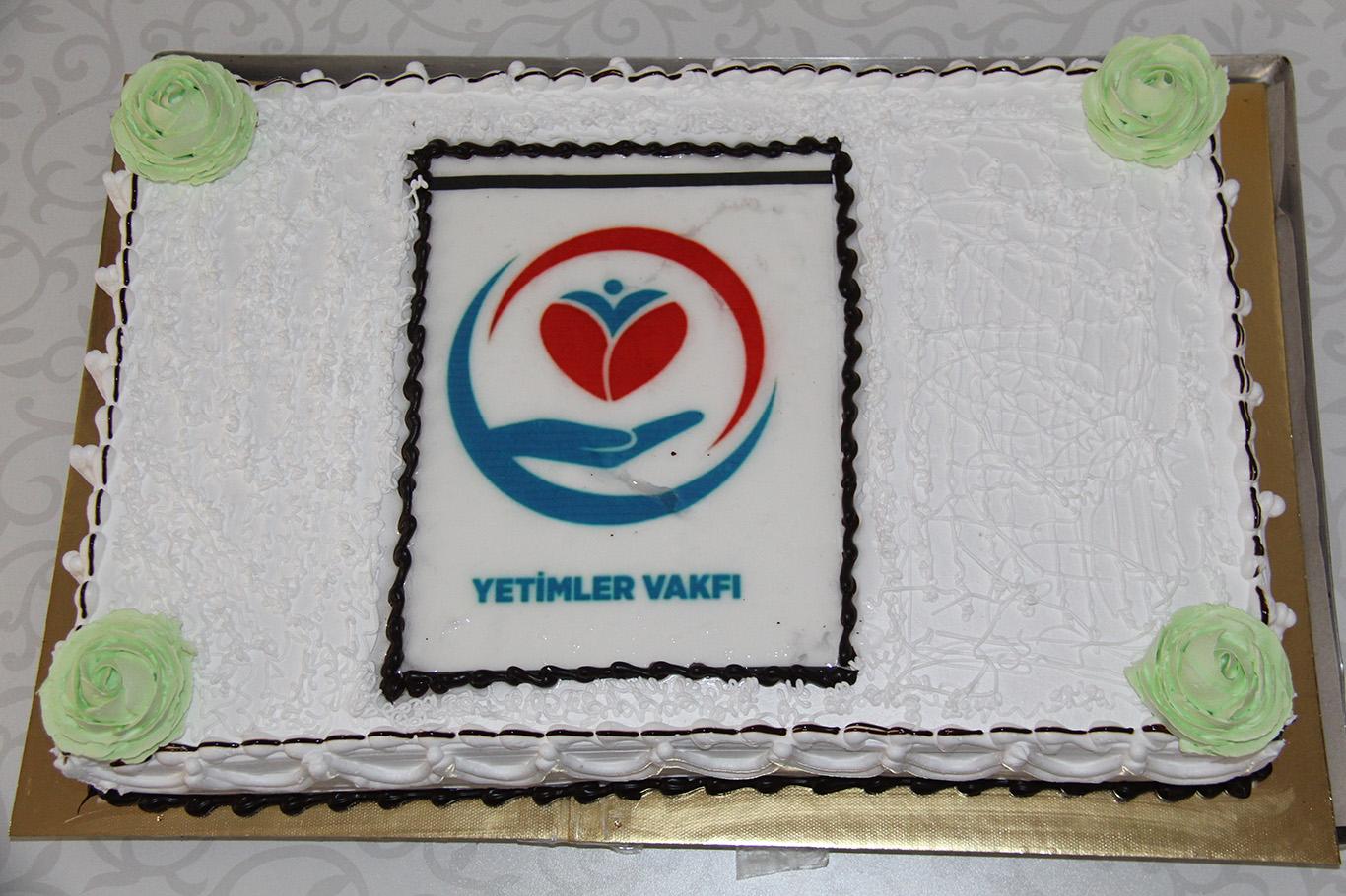 Yetimler Vakfı, Diyarbakır'da mağdur ailenin evini tadilattan geçirdi